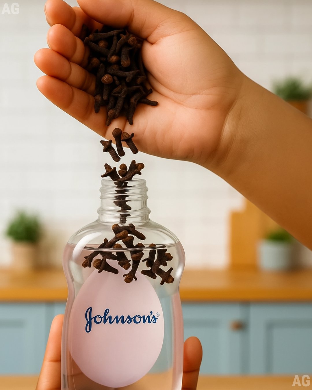 Misture óleo de bebê com cravo-da-índia