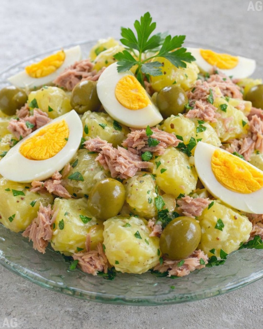 Salada de Batatas com Atum e Ovos